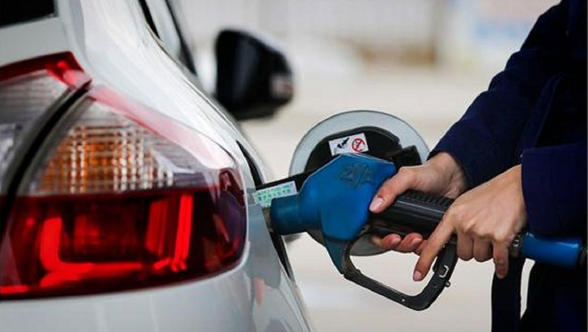 Україна домовилася про поставку 25 тис. тонн бензину з Польщі