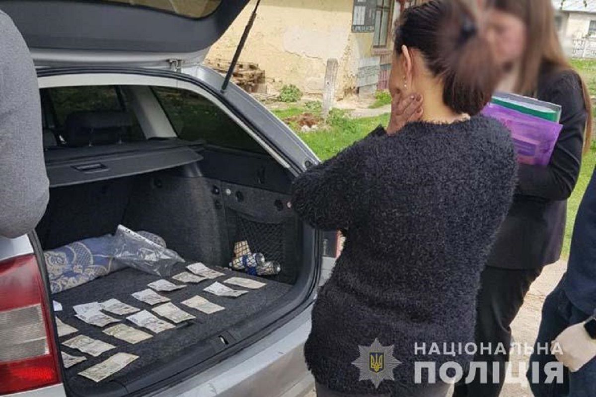 На хабарі у 8,5 тис. грн затримали бухгалтерку тернопільського навчального закладу