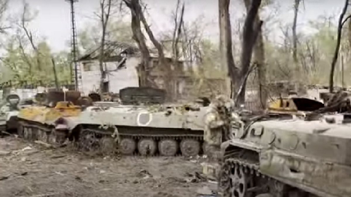 У мережі опублікували відео з місця, де ЗСУ знищили колону танків