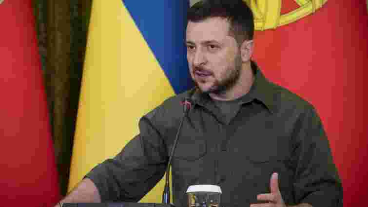 Зеленський відреагував на петицію про скасування заборони на виїзд з України чоловіків