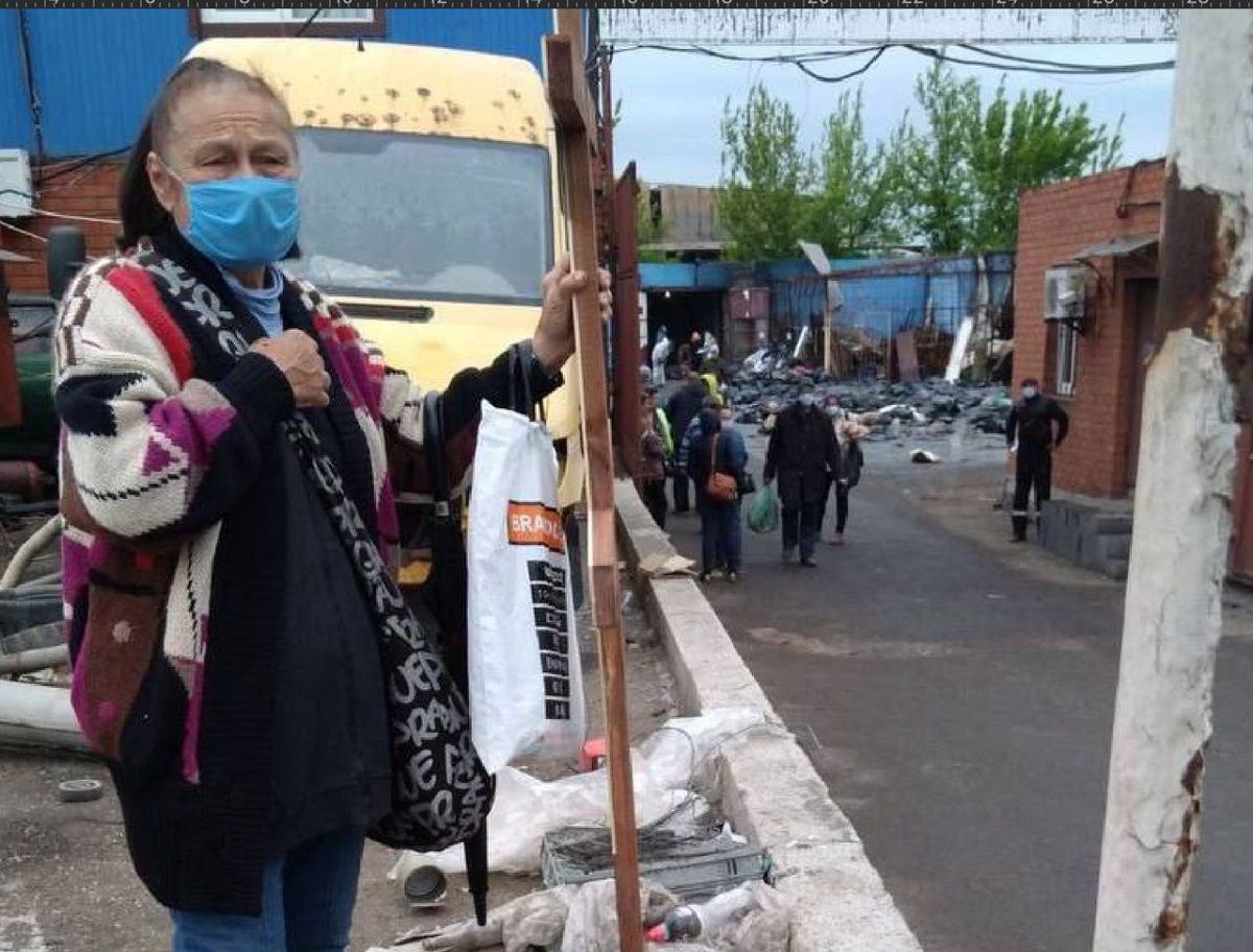 Під завалами багатоповерхівки в Маріуполі знайшли тіла 200 загиблих