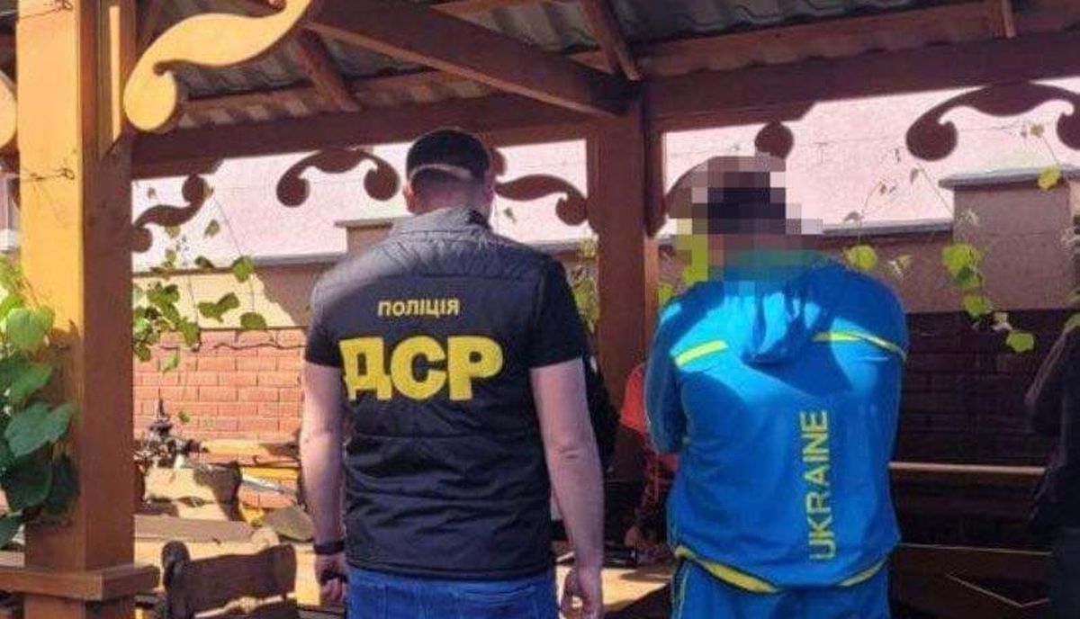 Екс-голову РДА із Закарпаття звинуватили у незаконному виділенні землі під дачу Медведчука