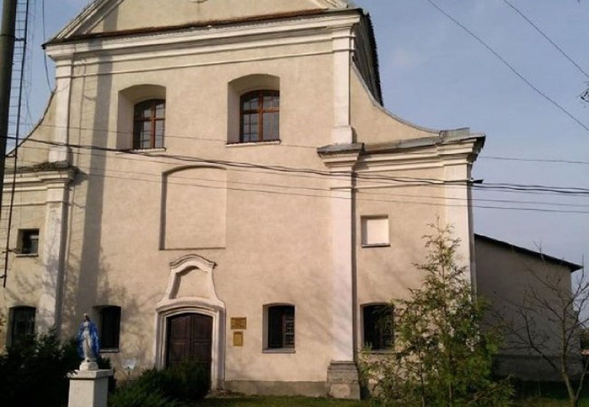 Із келій монастиря на Волині виселили місцевих підприємців