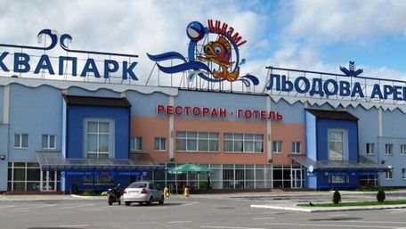 Льодову арену з аквапарком в Івано-Франківську виставили на продаж
