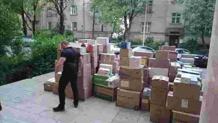 Правоохоронці прокоментували обшуки в офісі волонтерів в Ужгороді