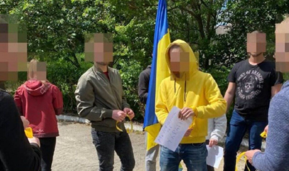 В окупованому Мелітополі жителі вийшли на проукраїнський мітинг