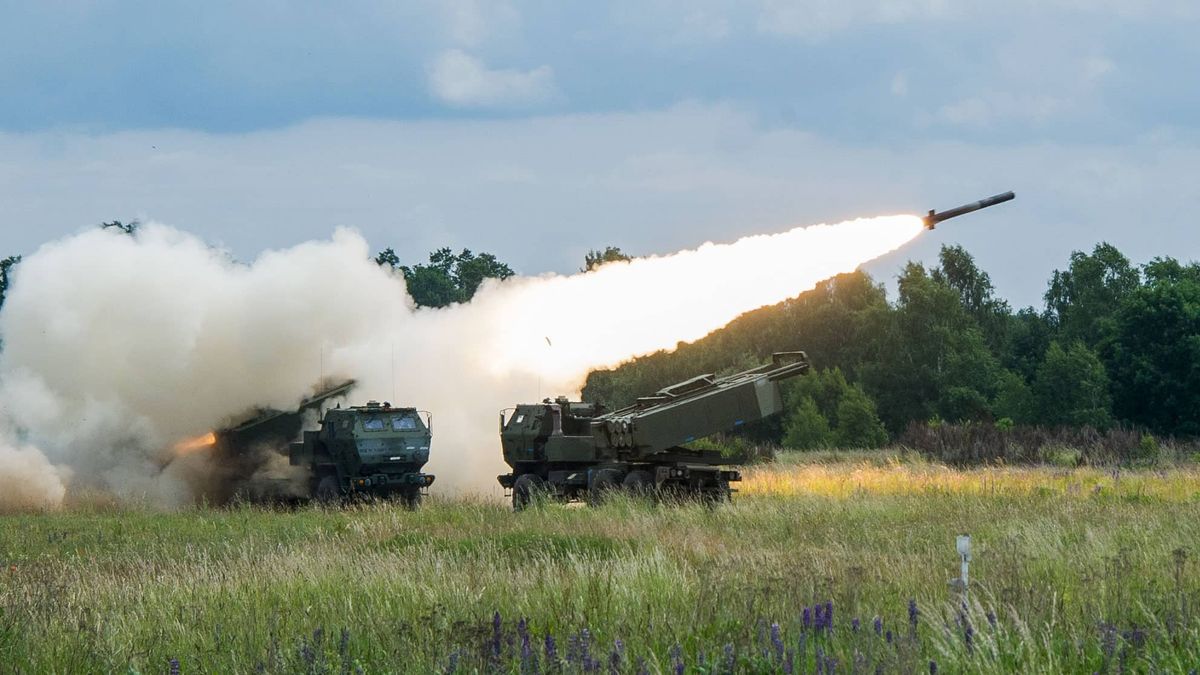 США офіційно підтвердили надання Україні РСЗВ HIMARS