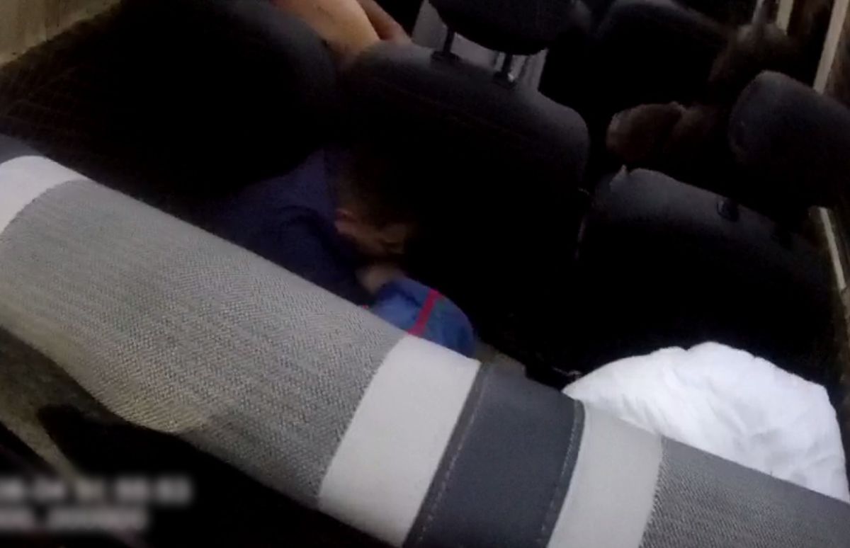 19-річний призовник заховався між сумками в автобусі, щоб виїхати в Словаччину