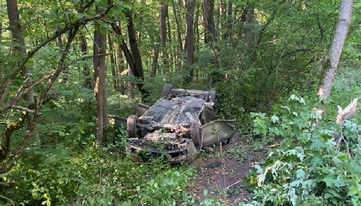 У Яворівському районі перекинувся Volkswagen, травмовано двох підлітків
