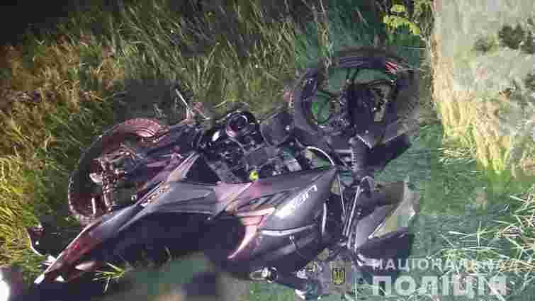 24-річний мотоцикліст загинув внаслідок зіткнення з деревом на Волині