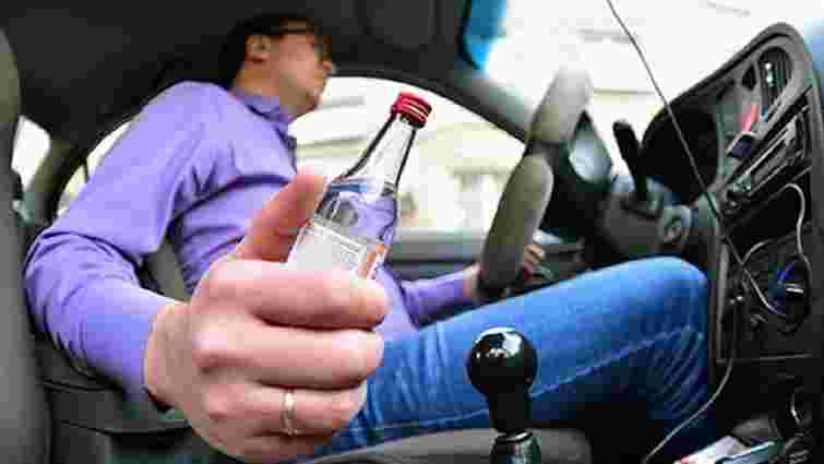 П’яний водій у Львові заявив про злочин поліцейського, щоб уникнути штрафу
