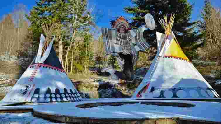 Біля нацпарку «Сколівські Бескиди» збудували відпочинкове ранчо «Едельвейс» Біля нацпарку «Сколівські Бескиди» збудували відпочинкове ранчо «Едельвейс»