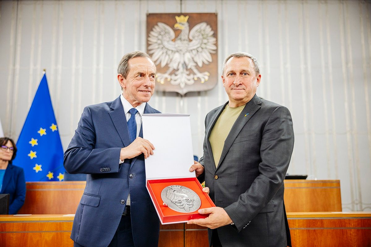 Український посол Андрій Дещиця отримав медаль від польського Сенату