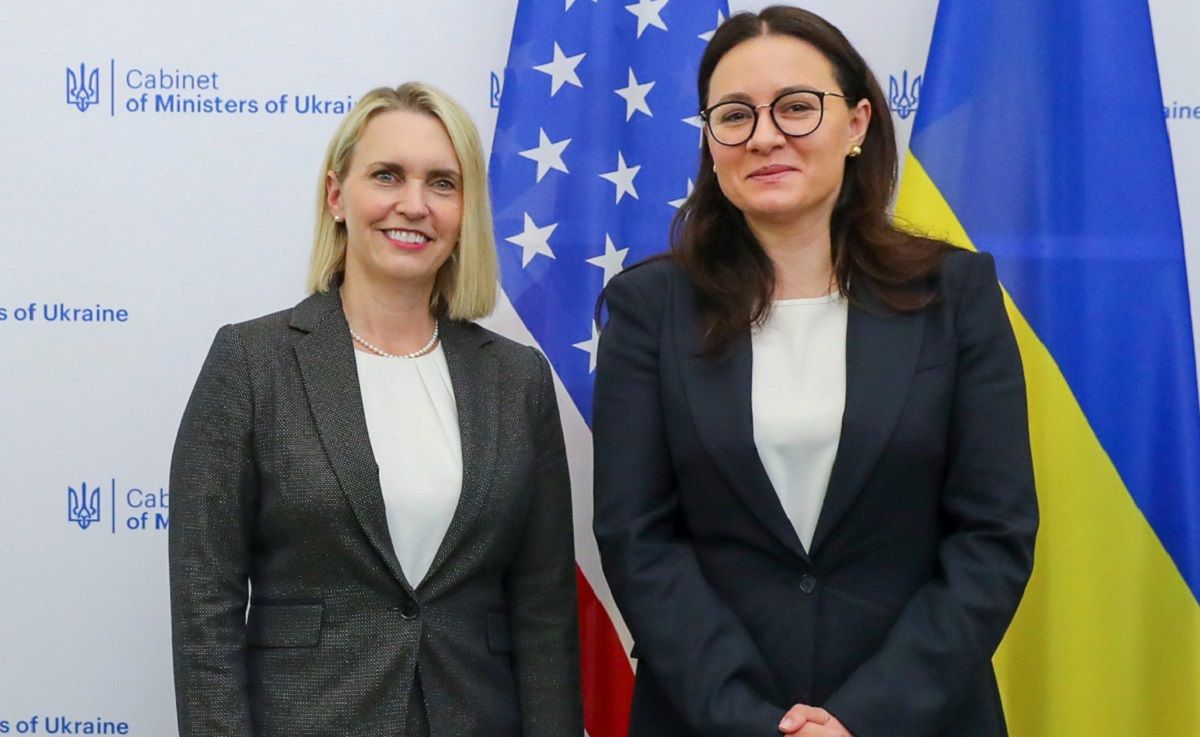 Україна отримала перший мільярд доларів допомоги від США