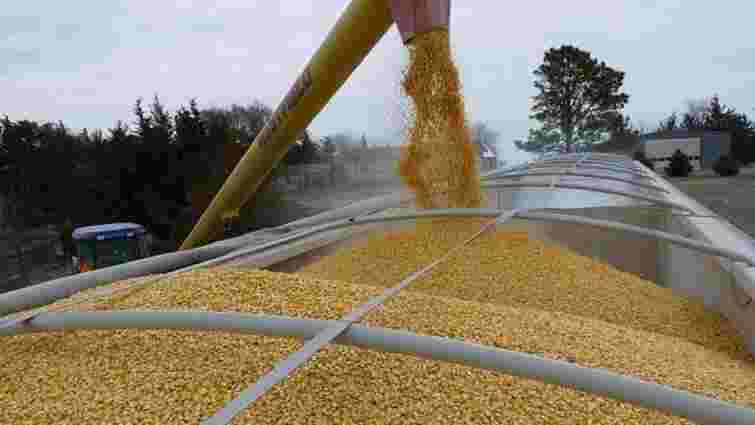 США планують збудувати тимчасові сховища для українського зерна