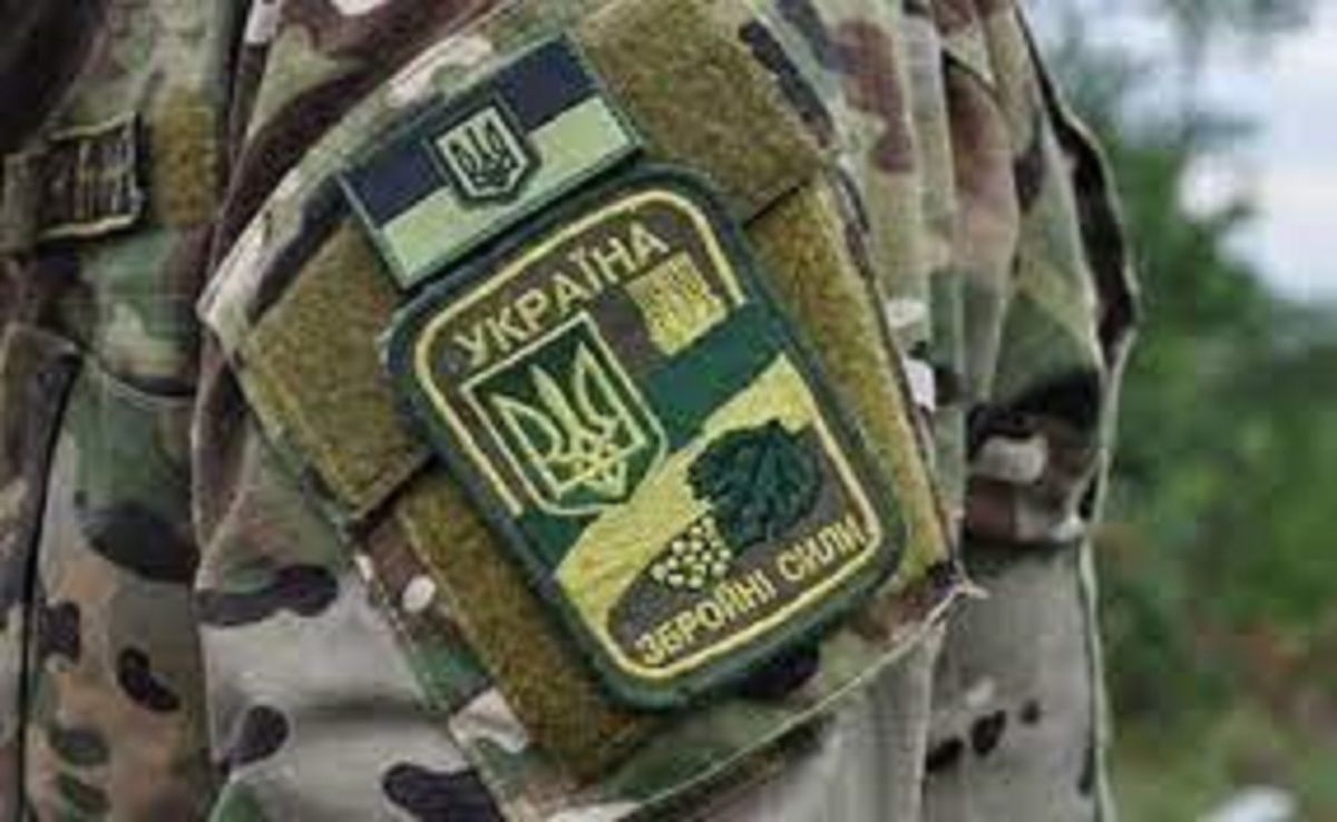 Зеленський доручив Залужному перевірити стан забезпечення бійців ЗСУ