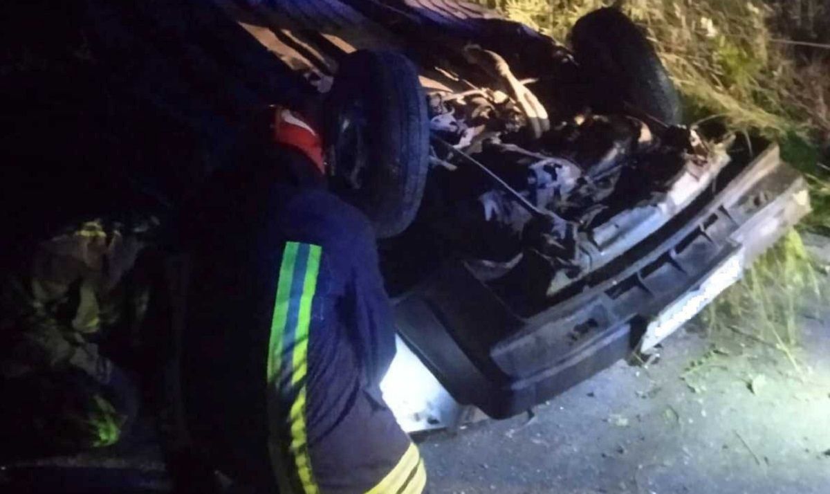 21-річний водій ВАЗу загинув після зіткнення з електроопорою на Львівщині