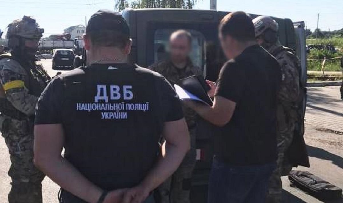 На Волині затримали двох чоловіків, які під виглядом тероборони вимагали гроші