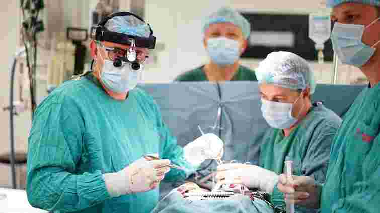 З лікарні виписали першого в Україні пацієнта, якому двічі пересадили серце