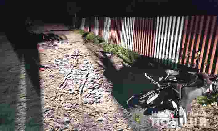 Троє людей травмувалися у нічному зіткненні мотоциклів на Рівненщині