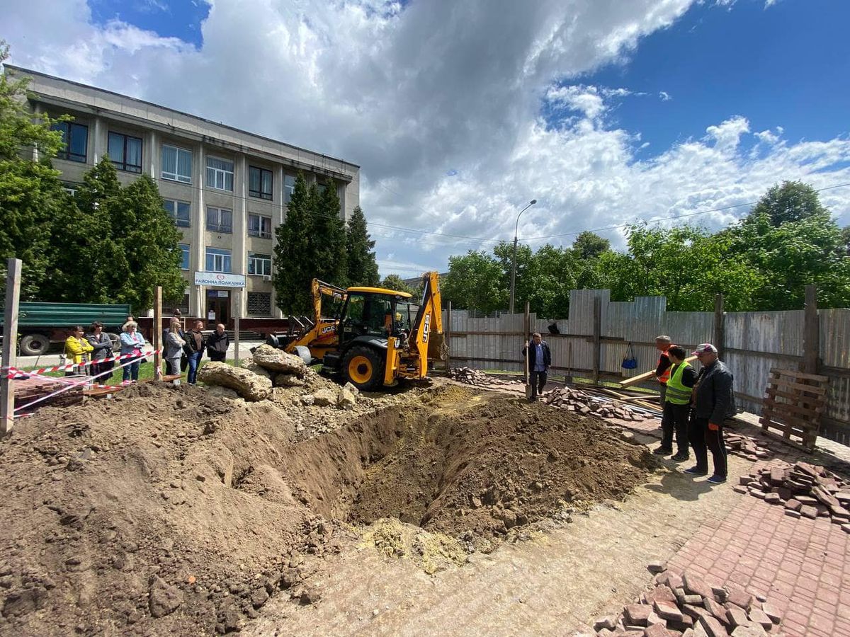 Могила радянського військового у Рівному виявилась порожньою