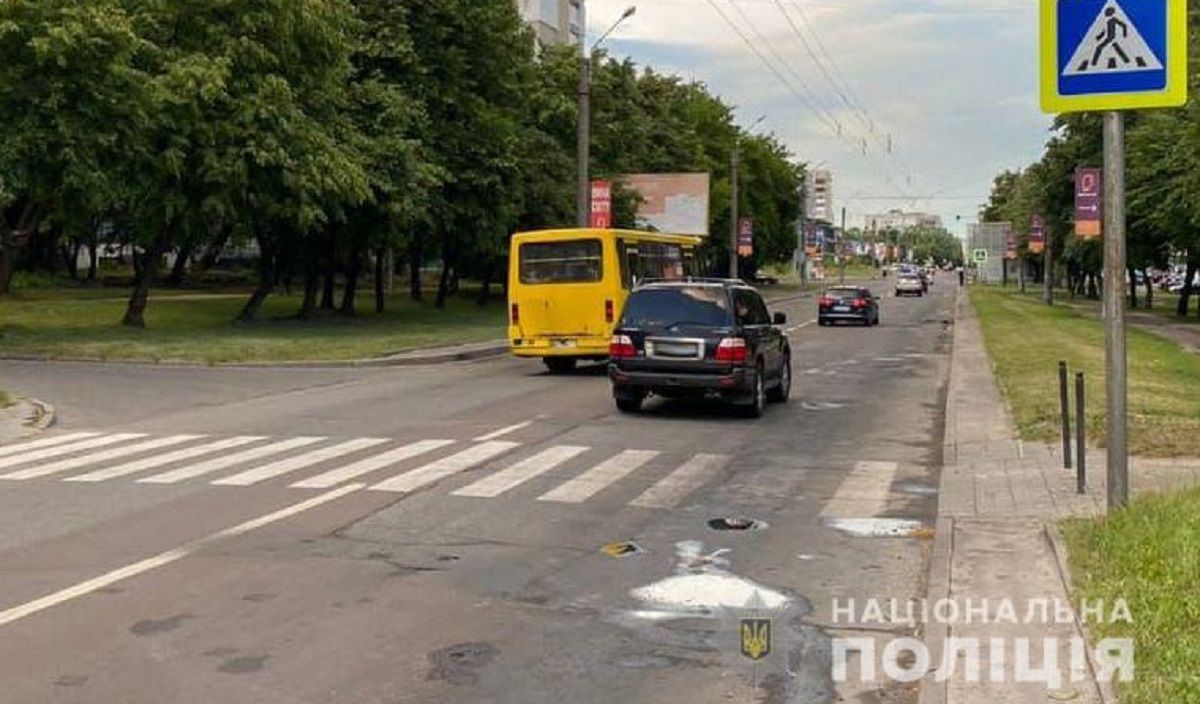 Водійка Lexus збила 33-річну львів’янку на переході