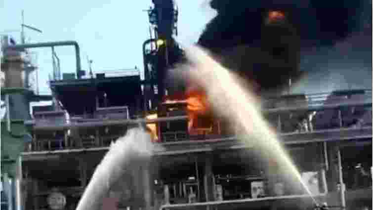 Безпілотник атакував нафтопереробний завод у Ростовській області