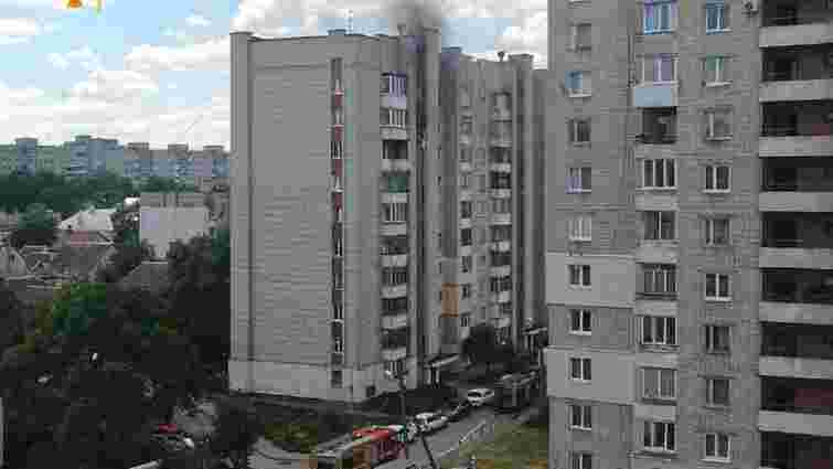У житловій багатоповерхівці у Львові виникла пожежа