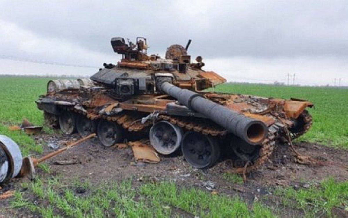 ЗСУ знищили гармату та два російські танки на півдні України
