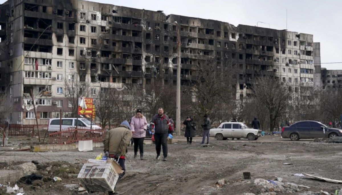 Росіяни намагаються заманити маріупольців назад у місто