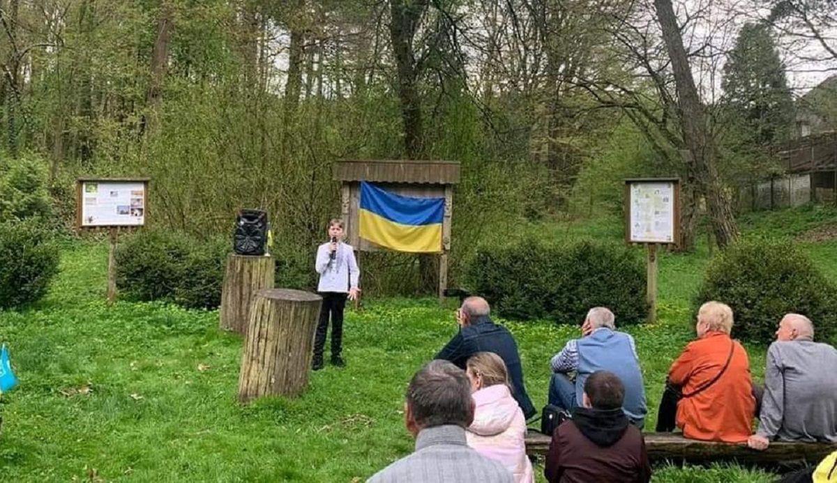 10-річний переселенець влаштував концертний тур Львівщиною для збору коштів на ЗСУ
