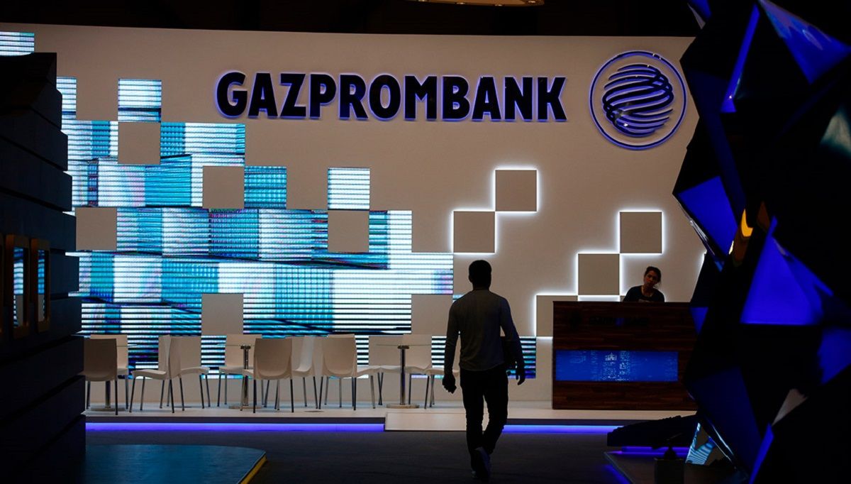 Окупанти отримують гроші за війну в банку, якого не торкнулися західні санкції
