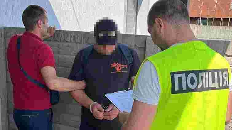 Поліція затримала «на гарячому» 31-річного наркоторговця з Рави-Руської
