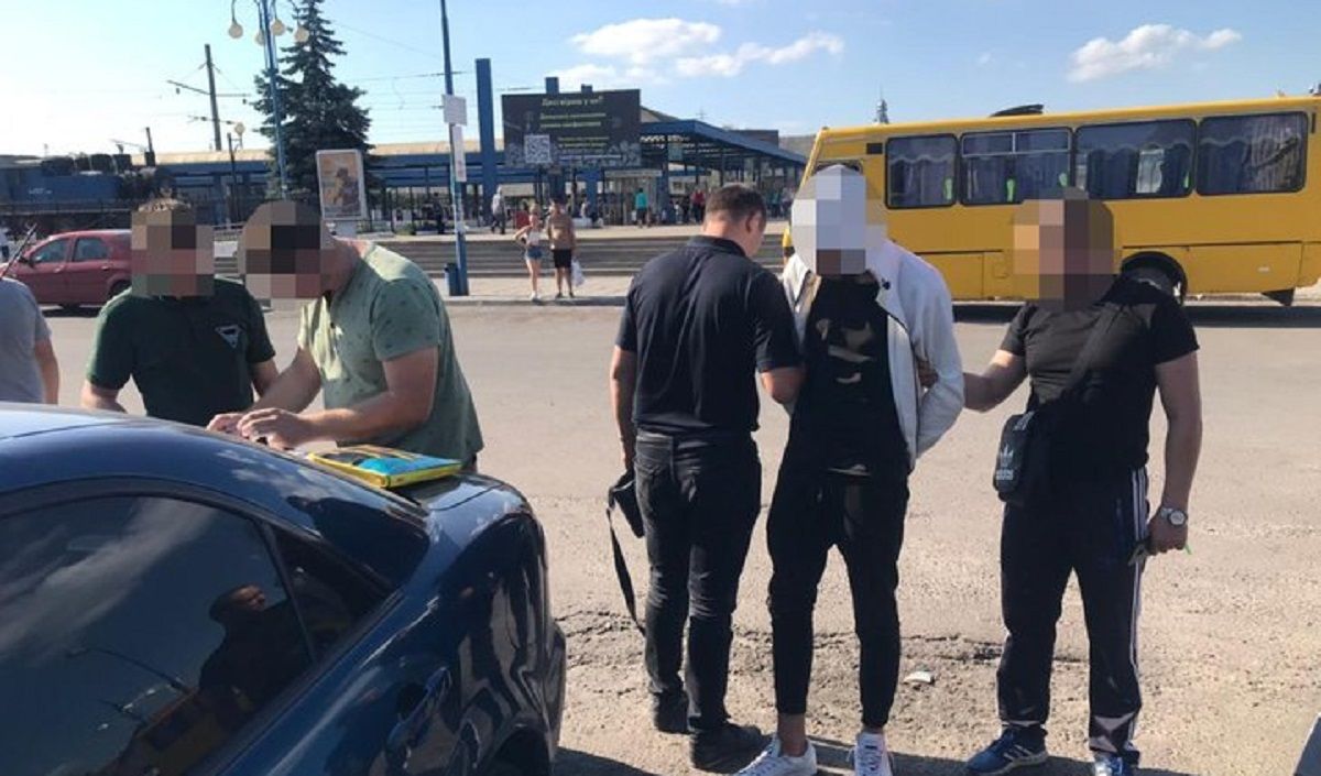 21-річний дрогобиччанин спробував зарізати таксиста, бо не мав грошей для розрахунку