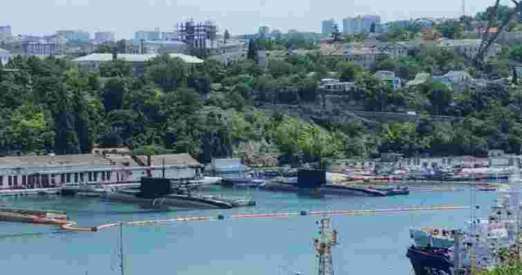 Росіяни вивели в море п'ять підводних човнів із Севастополя