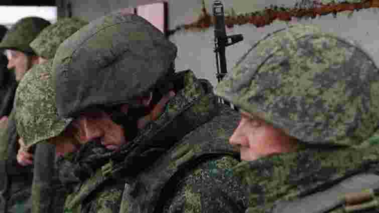 Російські військові втікають із війни через Арабатську стрілку до Криму