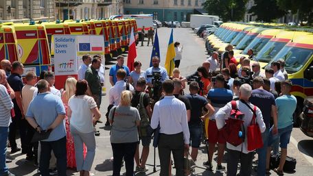 На Львівщину прибуло 25 «швидких» від Фонду міжнародної солідарності