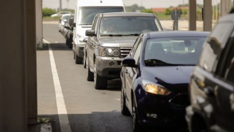 Львівські митники розповіли про кількість розмитнених авто за час дії пільг