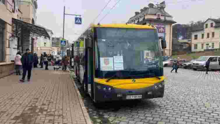 У Чернівцях скасували безкоштовний автобус до кордону з Румунією