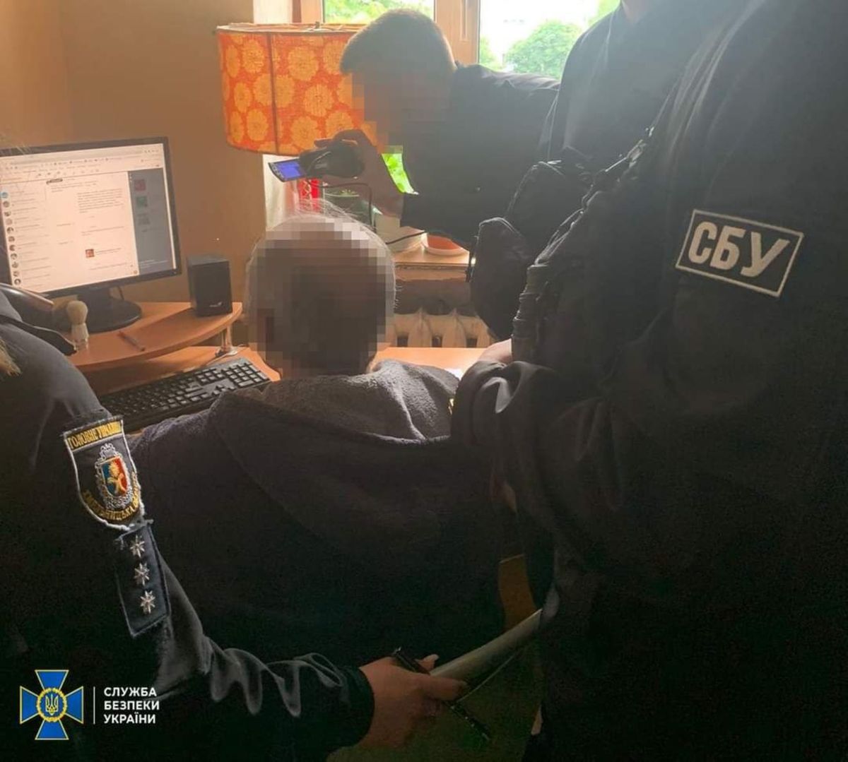 СБУ викрила 62-річного агітатора з Хмельницького на виправданні нападу Росії