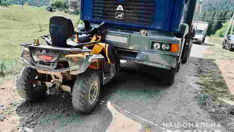 П’яний водій квадроцикла спричинив лобову ДТП із вантажівкою у Яремчі
