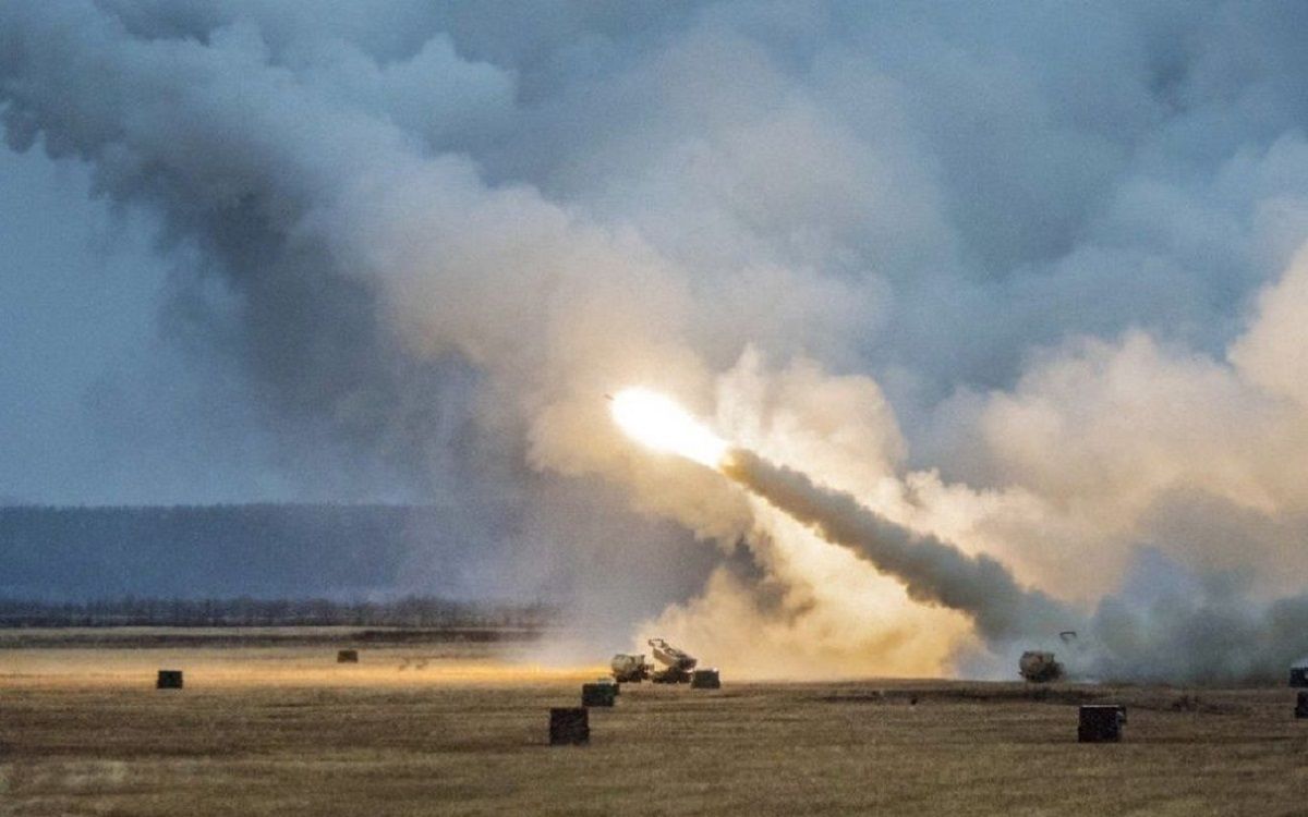 США передають Україні додаткові РСЗВ HIMARS і високоточні боєприпаси