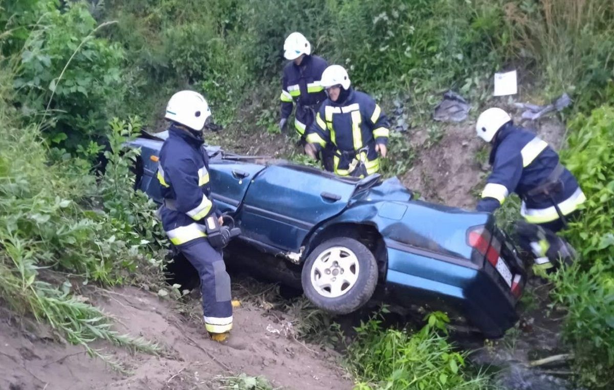 У ДТП на трасі Тернопіль — Львів загинув 41-річний водій Nissan Primera