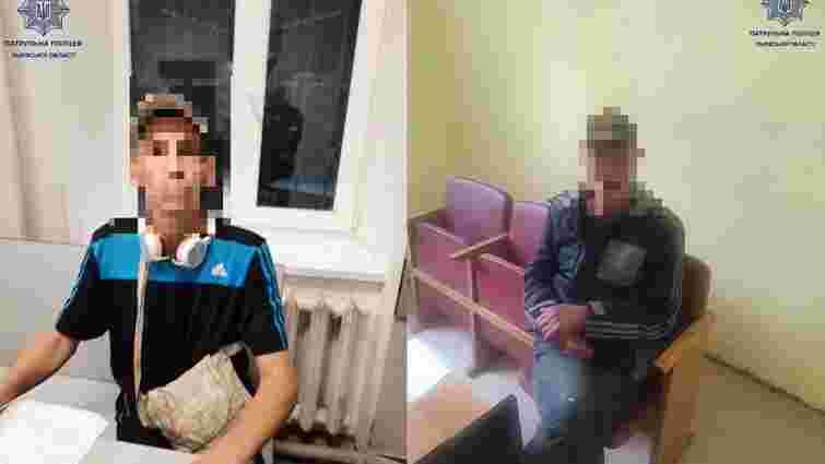 Львівські патрульні затримали двох чоловіків, які були у розшуку за крадіжки