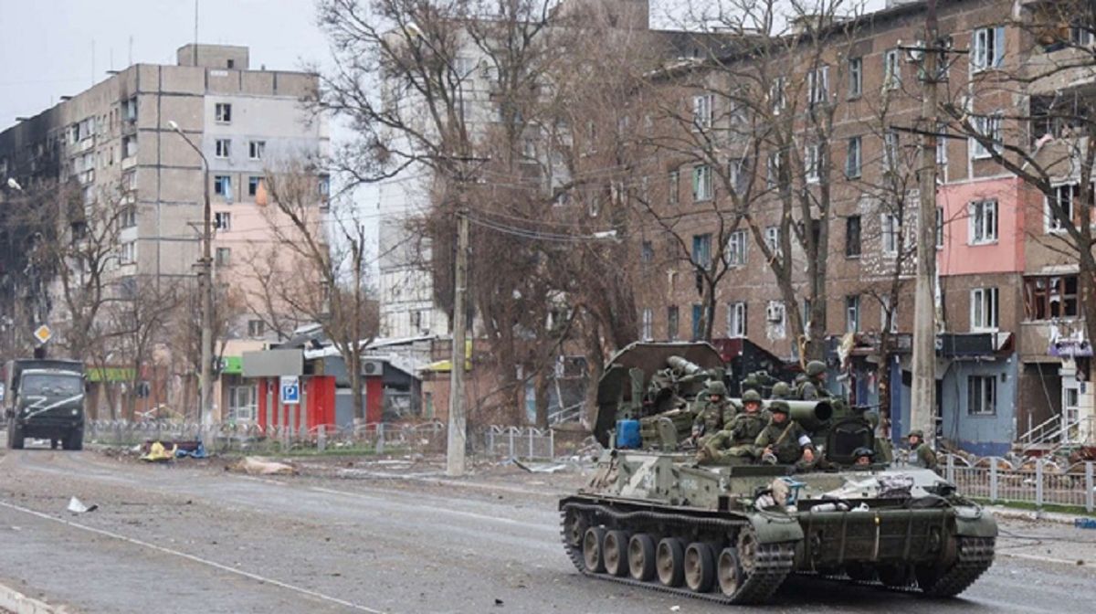 Радник мера Маріуполя закликав мешканців негайно покинути місто