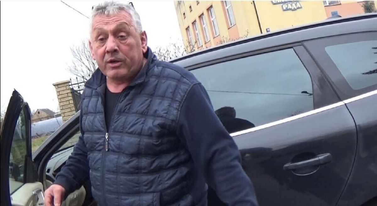 Скандальний чиновник сільради під Луцьком поновився на посаді і відсудив 187 тис. грн