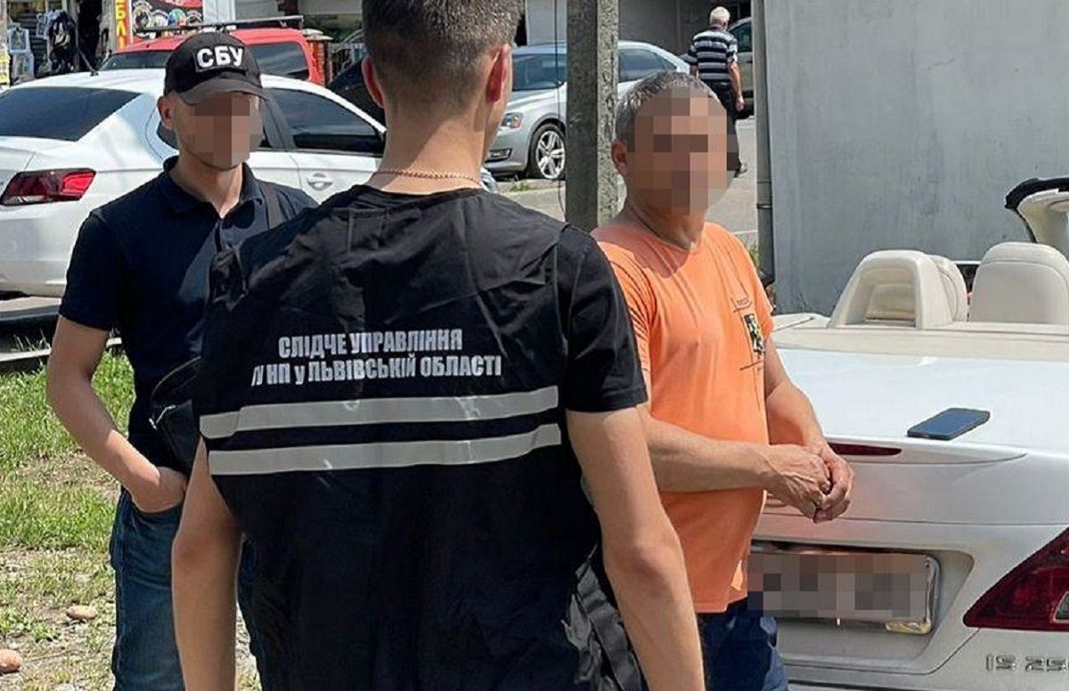 Мешканець Стебника продавав ухилянтам фальшиві довідки для виїзду за кордон