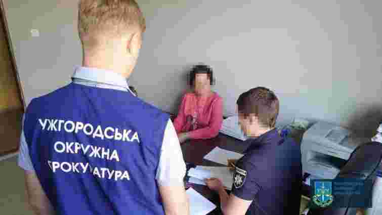 Викладачку Ужгородського університету звинуватили у привласненні зарплат колег