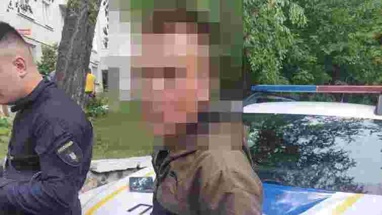 Рівненський патрульний у вихідний знайшов і затримав 27-річного грабіжника 