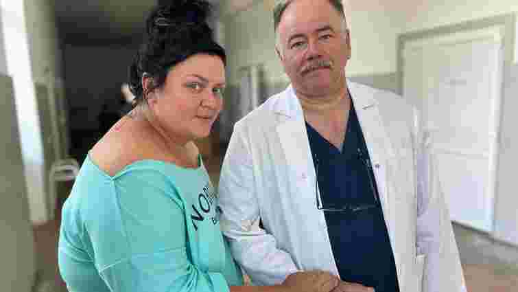 Львівські медики врятували 37-річну жінку з осколковим пораненням